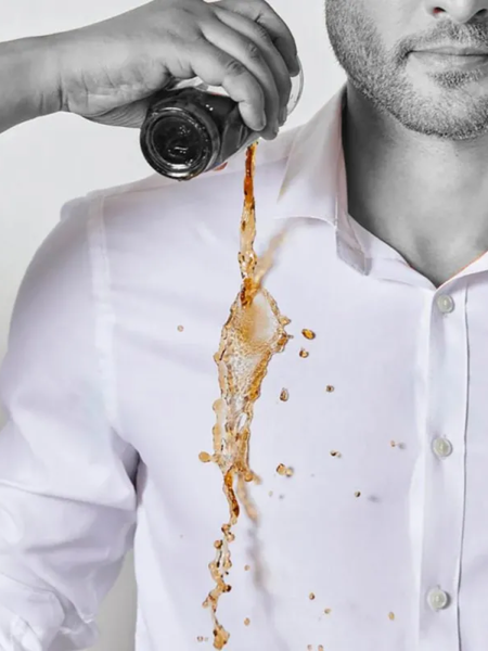 Valkoinen joustava kauluspaita