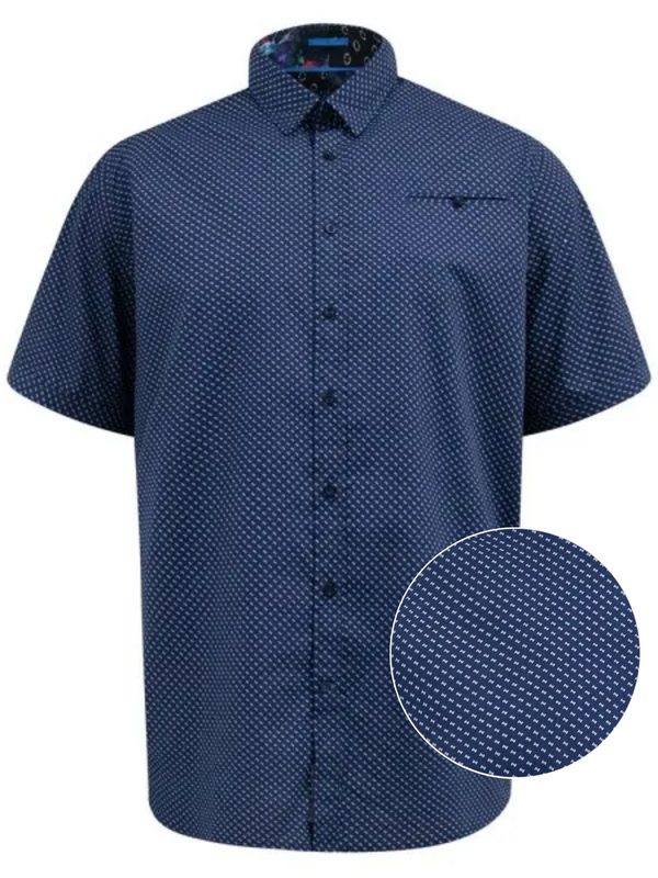 Sininen pilkku kauluspaita