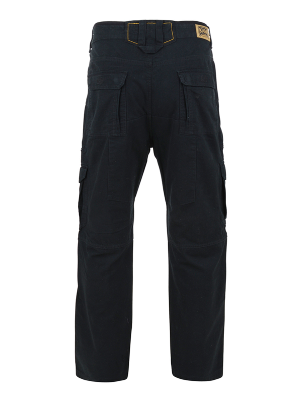 Mustat j&auml;m&auml;k&auml;t reisitaskuhousut